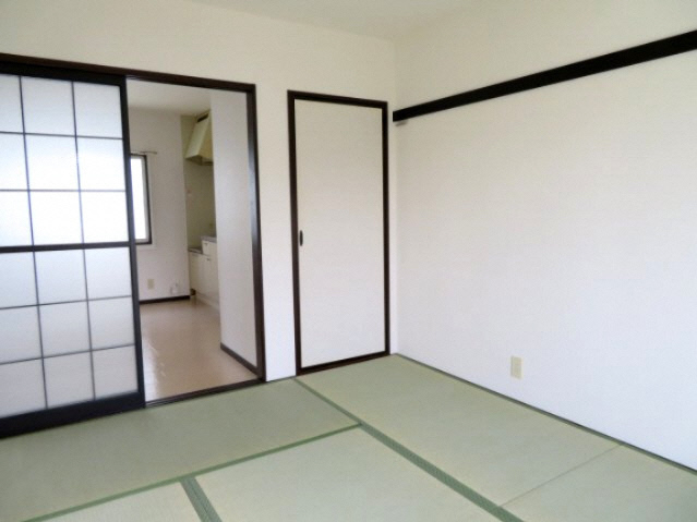 apartment 丹波市柏原町大新屋