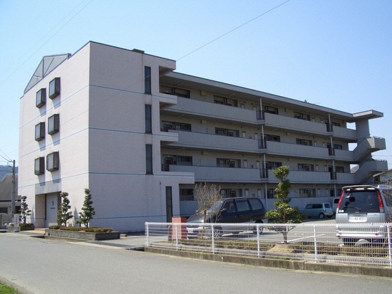 apartment 丹波市柏原町南多田